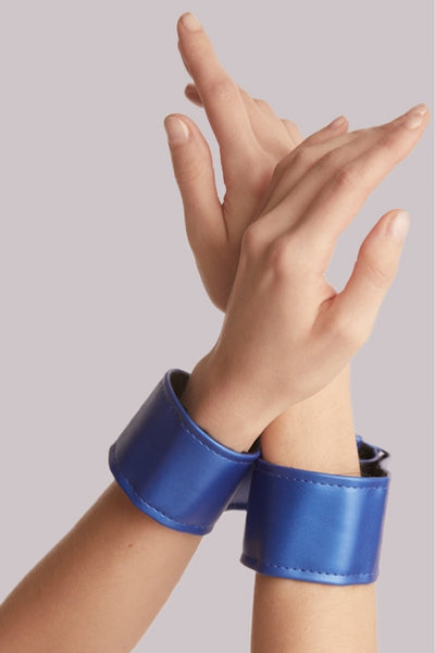 Arnés Curious azul metálico - Strap On Me