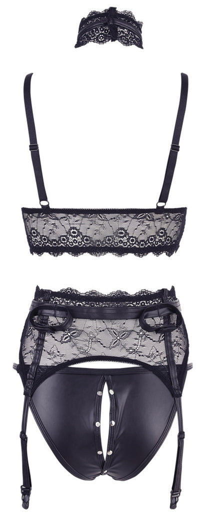 Ensemble soutien-gorge, porte jarretelles et culotte noir sexy