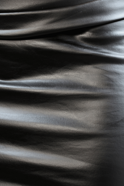 Jupe noire en simili cuir mat Sifia
