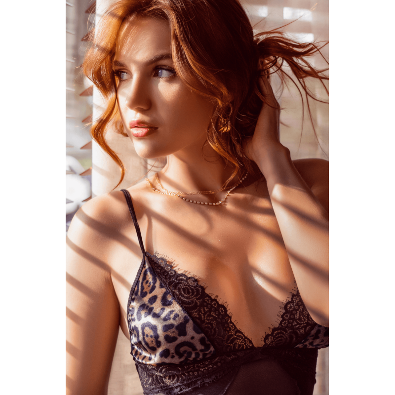 Babydoll noir en maille transparente avec dentelle imprimé animal